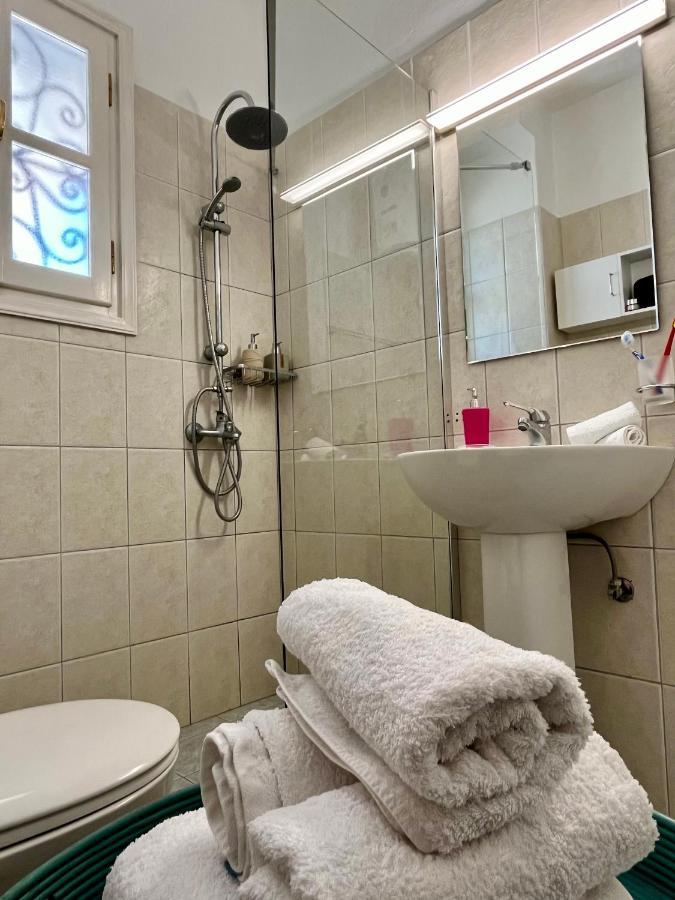 Dapia Holiday Home Spétses Eksteriør billede